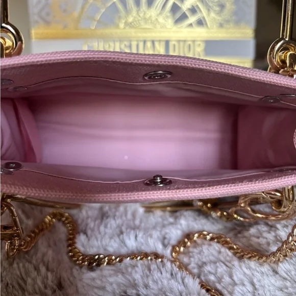 Dior pink clutch/purse - Picture 4 of 5